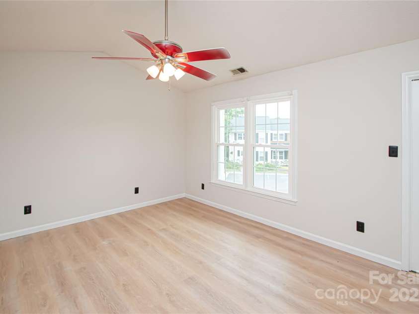 10945 Winterbourne Court, Charlotte, NC 28277.  MLS# CAR4263470, YatesRealty ID 27062. 