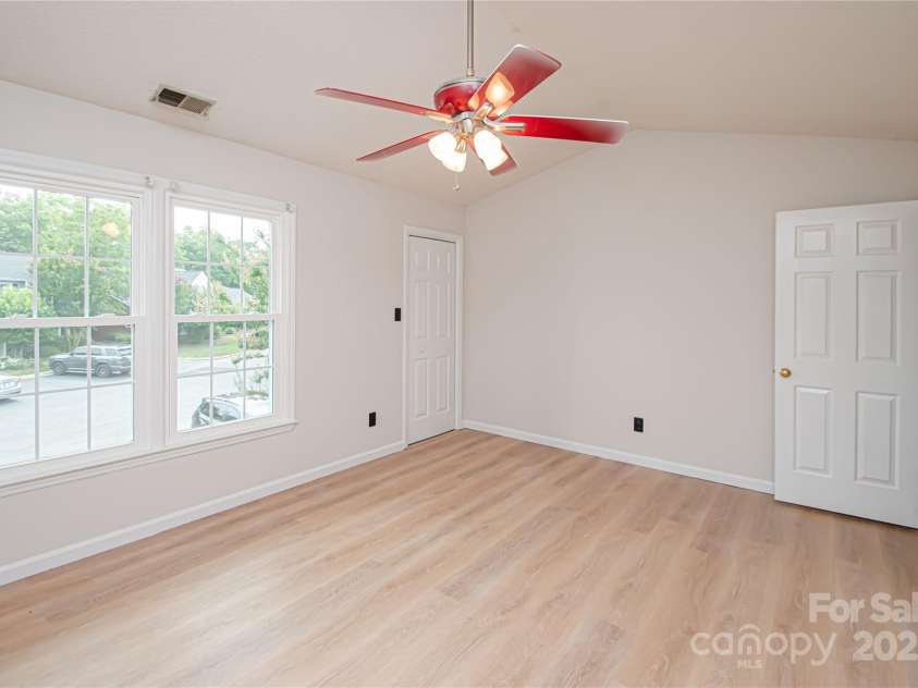 10945 Winterbourne Court, Charlotte, NC 28277.  MLS# CAR4263470, YatesRealty ID 27062. 