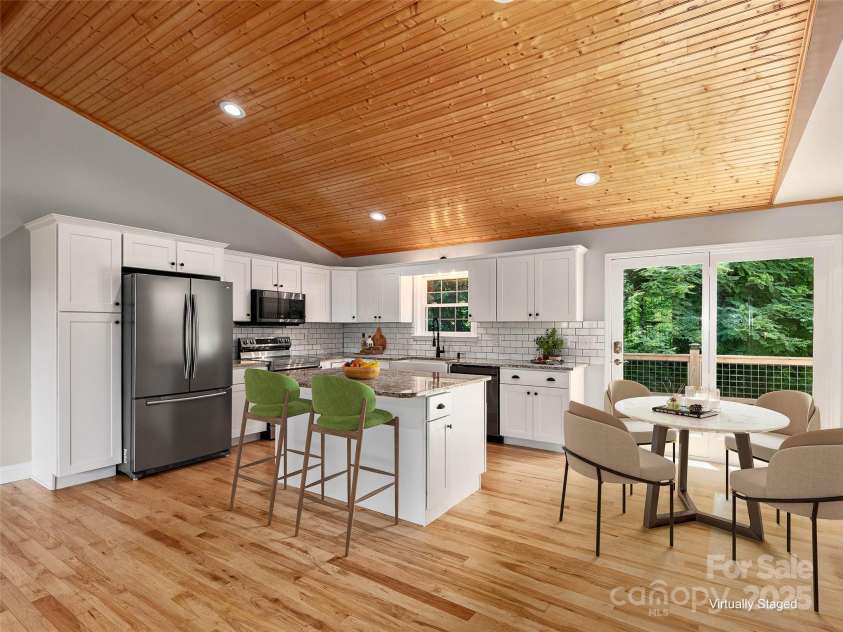 422 Day Lily Drive, Leicester, NC 28748.  MLS# CAR4278707, YatesRealty ID 27063. 