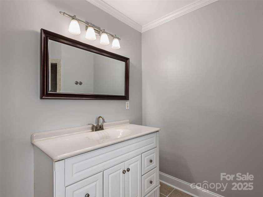 422 Day Lily Drive, Leicester, NC 28748.  MLS# CAR4278707, YatesRealty ID 27063. 