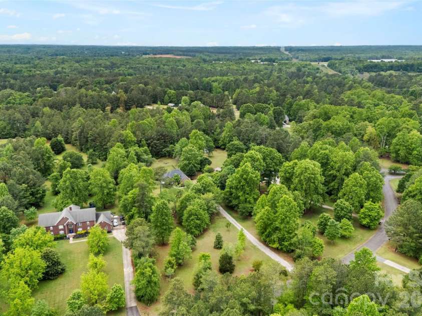 883 Silver Charm Lane, York, SC 29745.  MLS# CAR4364779, YatesRealty ID 27063. 