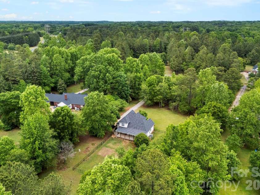 883 Silver Charm Lane, York, SC 29745.  MLS# CAR4364779, YatesRealty ID 27063. 