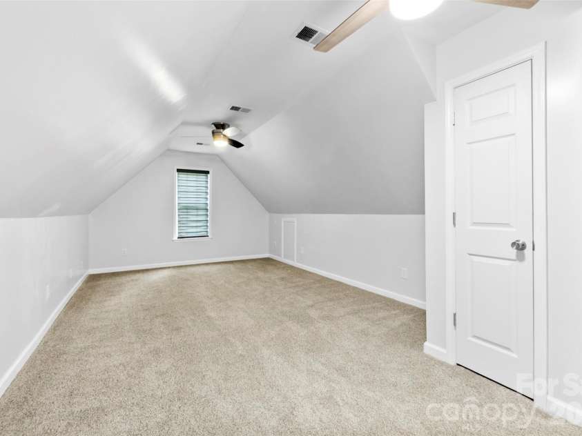 883 Silver Charm Lane, York, SC 29745.  MLS# CAR4364779, YatesRealty ID 27063. Bonus Room