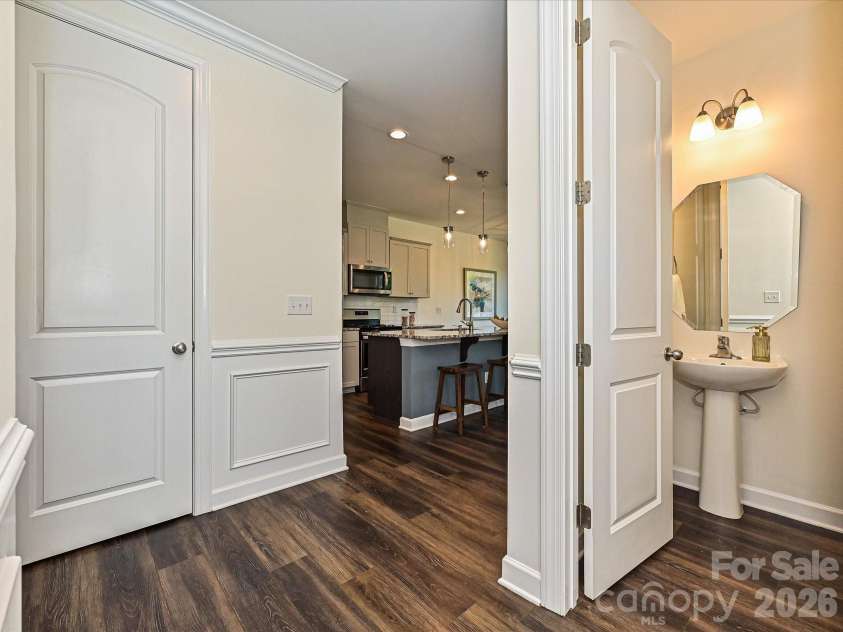 9238 Glenburn Lane, Charlotte, NC 28278.  MLS# CAR4369234, YatesRealty ID 27065. Powder Room
