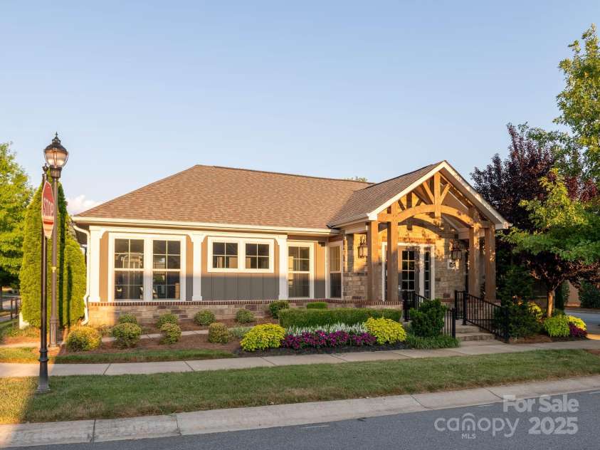 14914 Dewpoint Place, Huntersville, NC 28078.  MLS# CAR4279093, YatesRealty ID 27066. Clubhouse is just a short stroll away, complete with fitness center and lounge area.