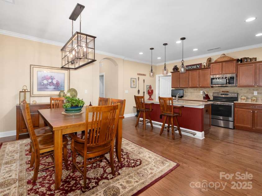 14914 Dewpoint Place, Huntersville, NC 28078.  MLS# CAR4279093, YatesRealty ID 27066. Open concept floor plan perfect for gatherings.