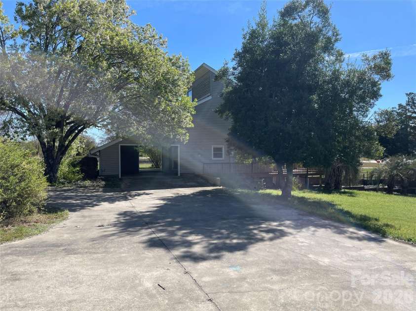 6174 Center Grove Road, Kershaw, SC 29067.  MLS# CAR4358786, YatesRealty ID 27066. 