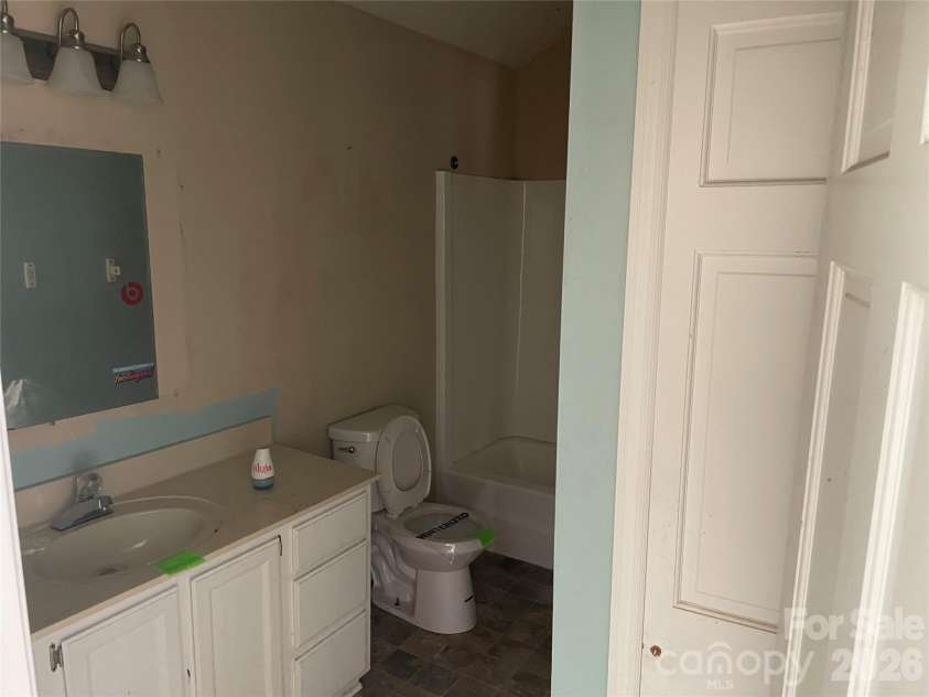 6174 Center Grove Road, Kershaw, SC 29067.  MLS# CAR4358786, YatesRealty ID 27066. 