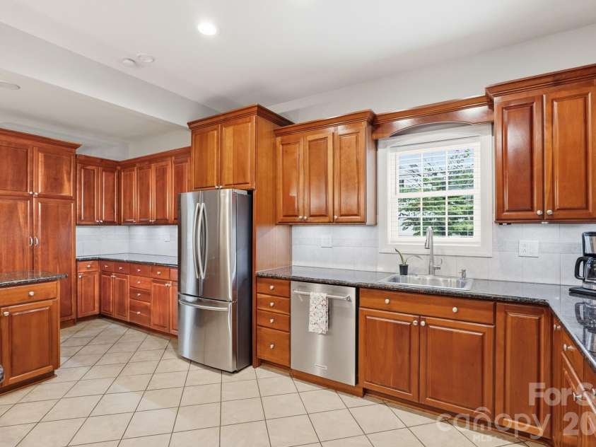 511 Rice Street, Landis, NC 28088.  MLS# CAR4378246, YatesRealty ID 27067. 