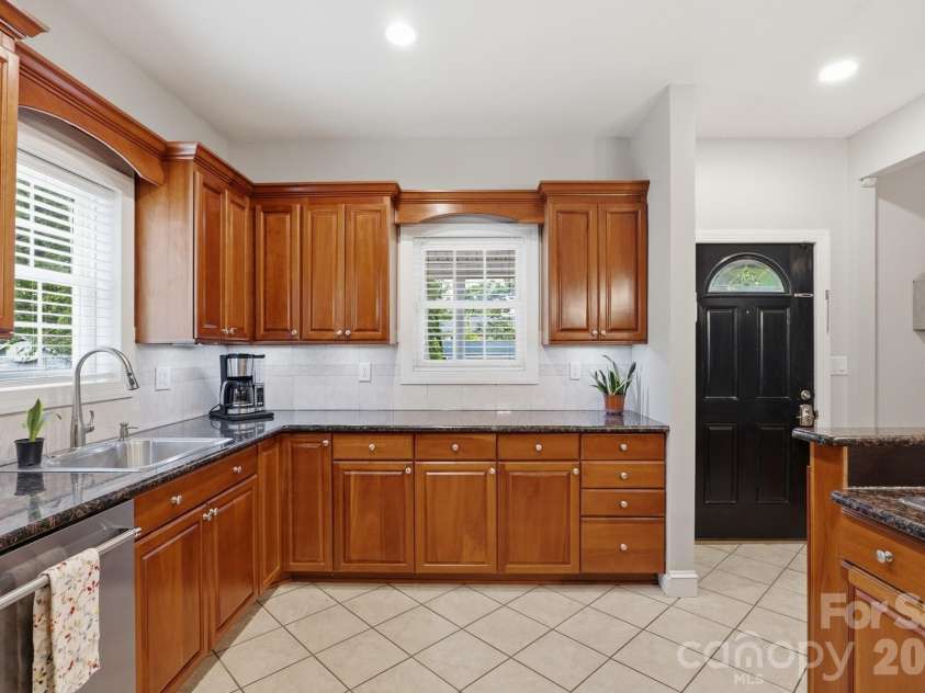 511 Rice Street, Landis, NC 28088.  MLS# CAR4378246, YatesRealty ID 27067. 