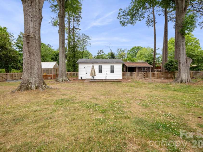 511 Rice Street, Landis, NC 28088.  MLS# CAR4378246, YatesRealty ID 27067. 