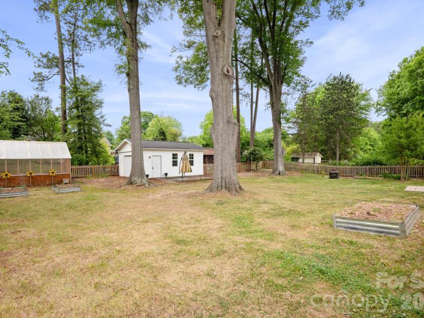 511 Rice Street, Landis, NC 28088.  MLS# CAR4378246, YatesRealty ID 27067. 