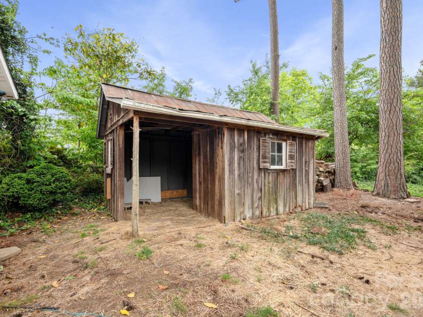 511 Rice Street, Landis, NC 28088.  MLS# CAR4378246, YatesRealty ID 27067. 
