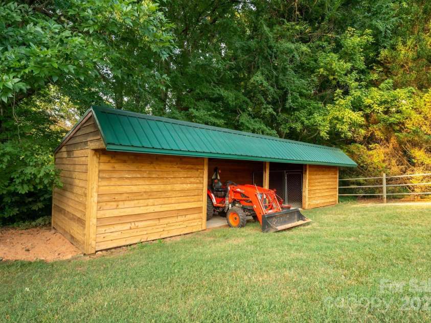 1363 John Cline Court, Lincolnton, NC 28092.  MLS# CAR4238099, YatesRealty ID 2707. 