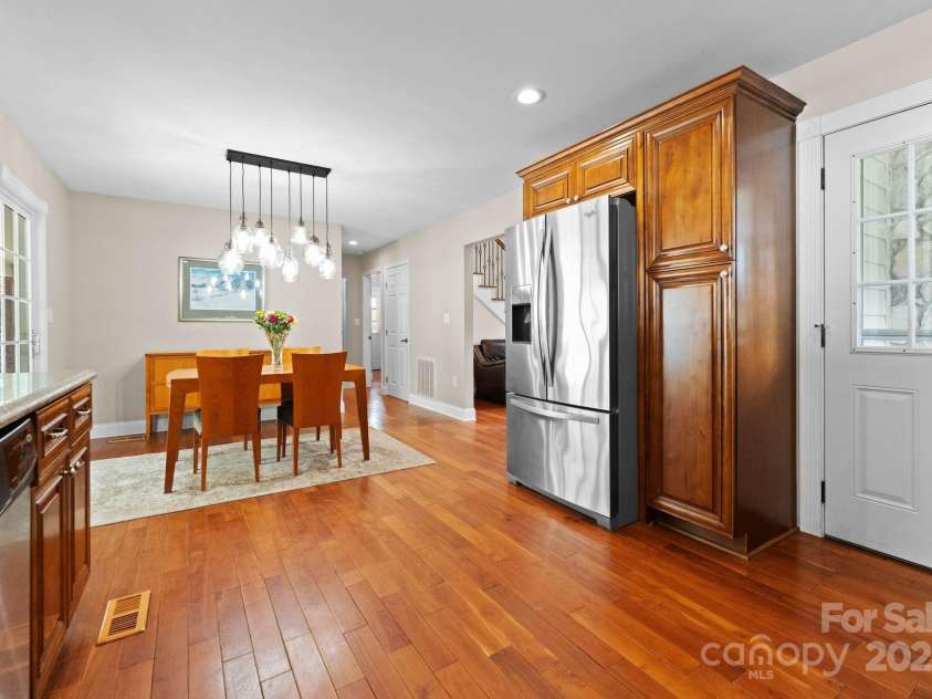 1363 John Cline Court, Lincolnton, NC 28092.  MLS# CAR4238099, YatesRealty ID 2707. 