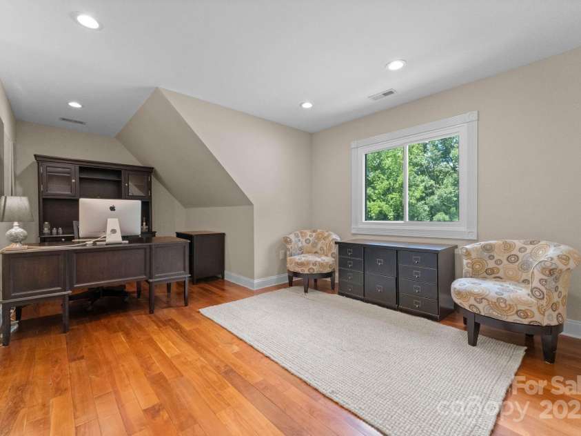 1363 John Cline Court, Lincolnton, NC 28092.  MLS# CAR4238099, YatesRealty ID 2707. Loft