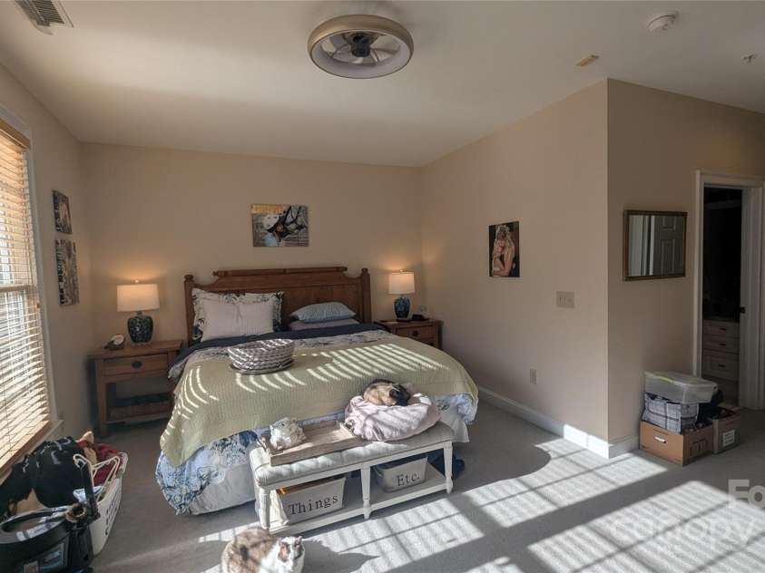 91 Glenview Lane, Maggie Valley, NC 28751.  MLS# CAR4312571, YatesRealty ID 2707. Primary Suite