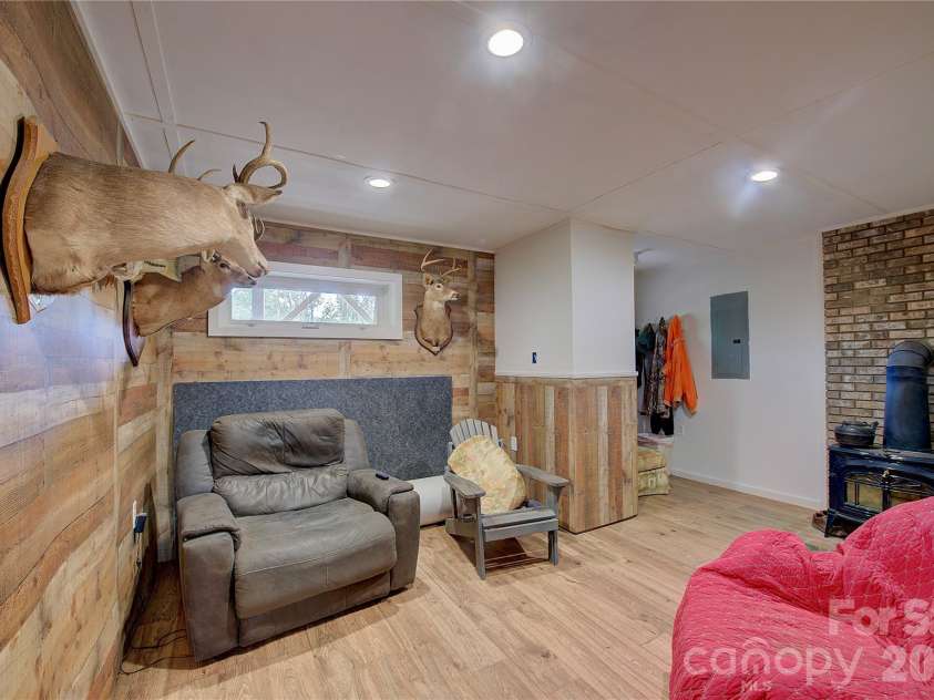 2825 Harrell Hill Road, Bakersville, NC 28705.  MLS# CAR4396417, YatesRealty ID 27070. 