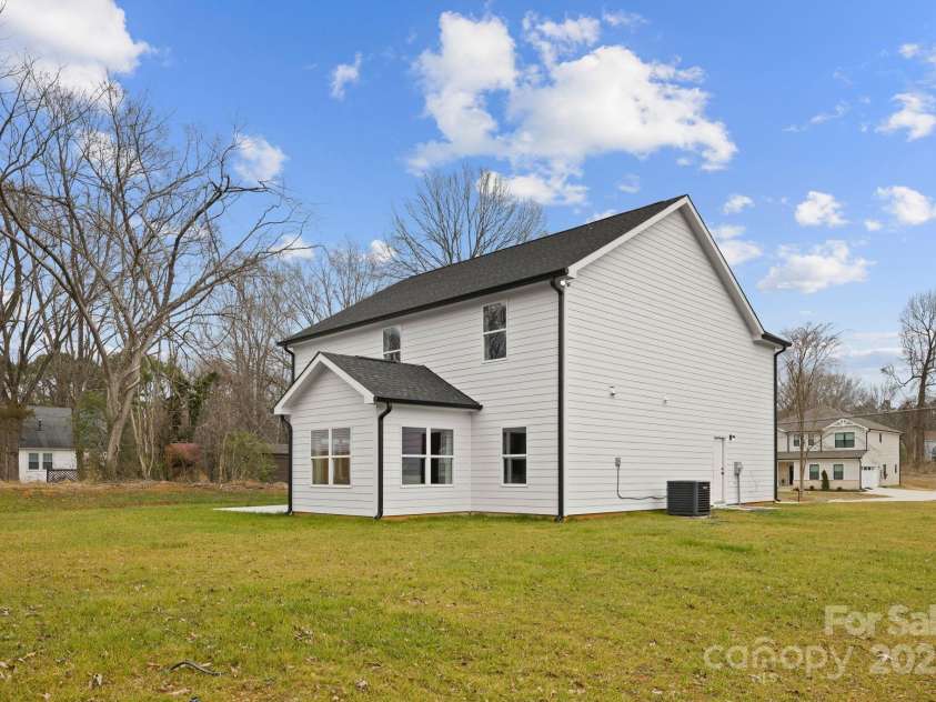 5319 Carden Drive, Charlotte, NC 28227.  MLS# CAR4196419, YatesRealty ID 27070. Front of the house