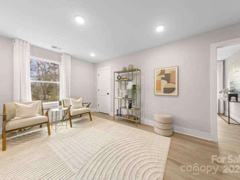 5319 Carden Drive, Charlotte, NC 28227.  MLS# CAR4196419, YatesRealty ID 27070. Garage
