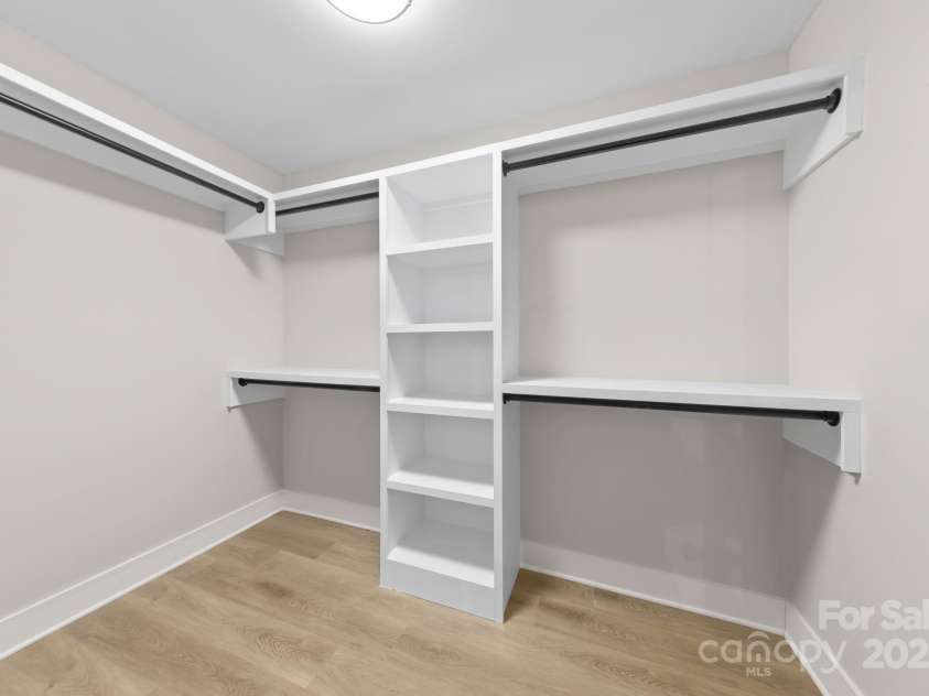 5319 Carden Drive, Charlotte, NC 28227.  MLS# CAR4196419, YatesRealty ID 27070. Secondary bedroom