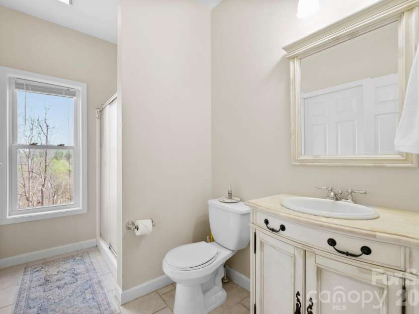 11 Starlight Drive, Black Mountain, NC 28711.  MLS# CAR4357278, YatesRealty ID 27071. 