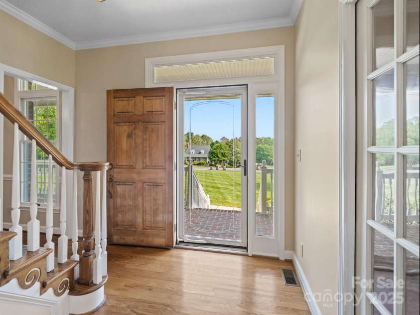 4628 Dovefield Lane, Kannapolis, NC 28081.  MLS# CAR4256683, YatesRealty ID 27071. 