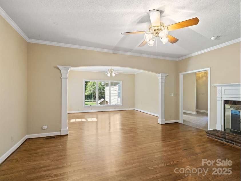 4628 Dovefield Lane, Kannapolis, NC 28081.  MLS# CAR4256683, YatesRealty ID 27071. 