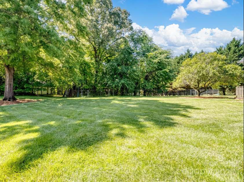 4628 Dovefield Lane, Kannapolis, NC 28081.  MLS# CAR4256683, YatesRealty ID 27071. 