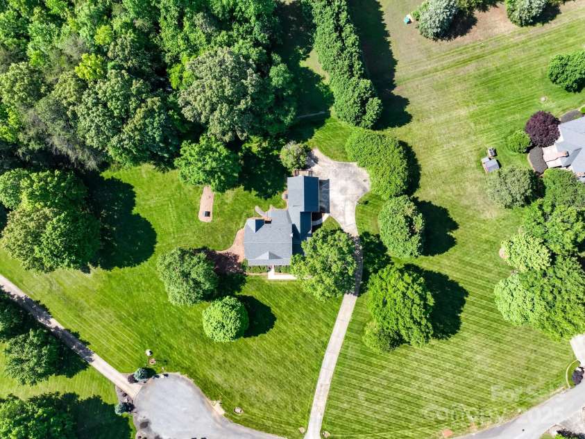 4628 Dovefield Lane, Kannapolis, NC 28081.  MLS# CAR4256683, YatesRealty ID 27071. 