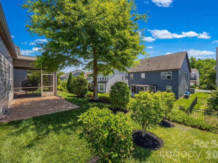 748 Garrett Green Way, Fort Mill, SC 29715.  MLS# CAR4378100, YatesRealty ID 27074. 