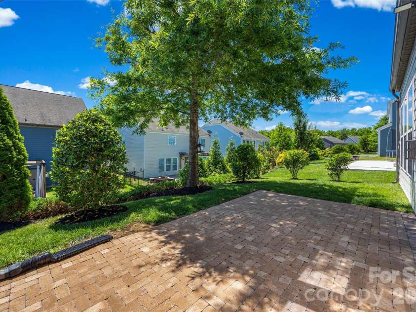 748 Garrett Green Way, Fort Mill, SC 29715.  MLS# CAR4378100, YatesRealty ID 27074. 