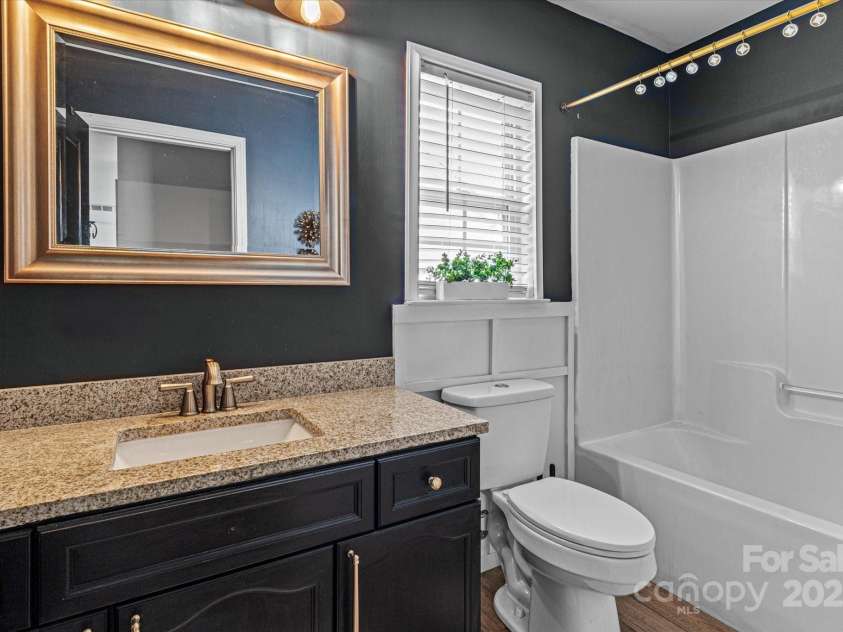 14127 Northridge Drive, Charlotte, NC 28269.  MLS# CAR4280367, YatesRealty ID 27075. 