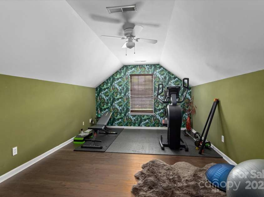 14127 Northridge Drive, Charlotte, NC 28269.  MLS# CAR4280367, YatesRealty ID 27075. 