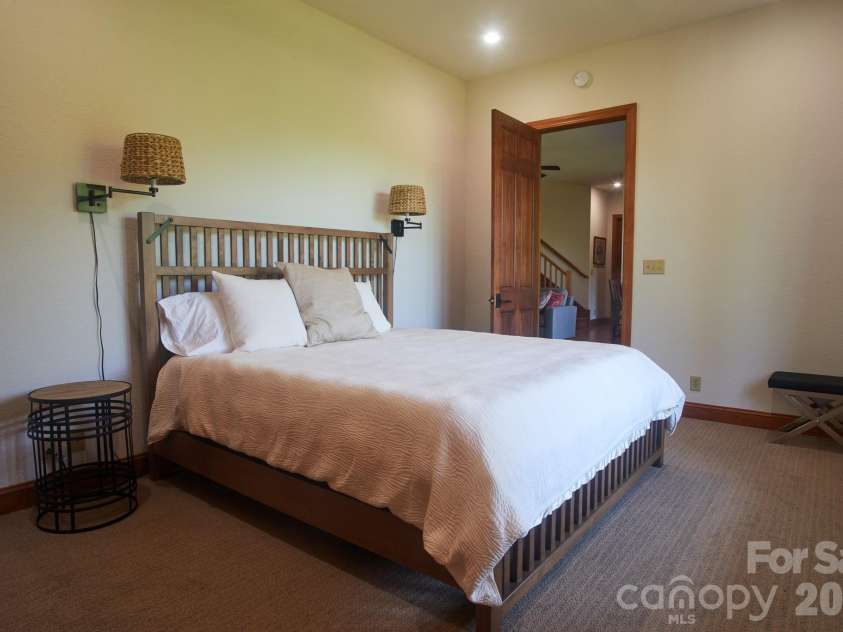 427 Spring Rock Road, Burnsville, NC 28714.  MLS# CAR4379071, YatesRealty ID 27075. Basement - Split Bedroom Floorplan 