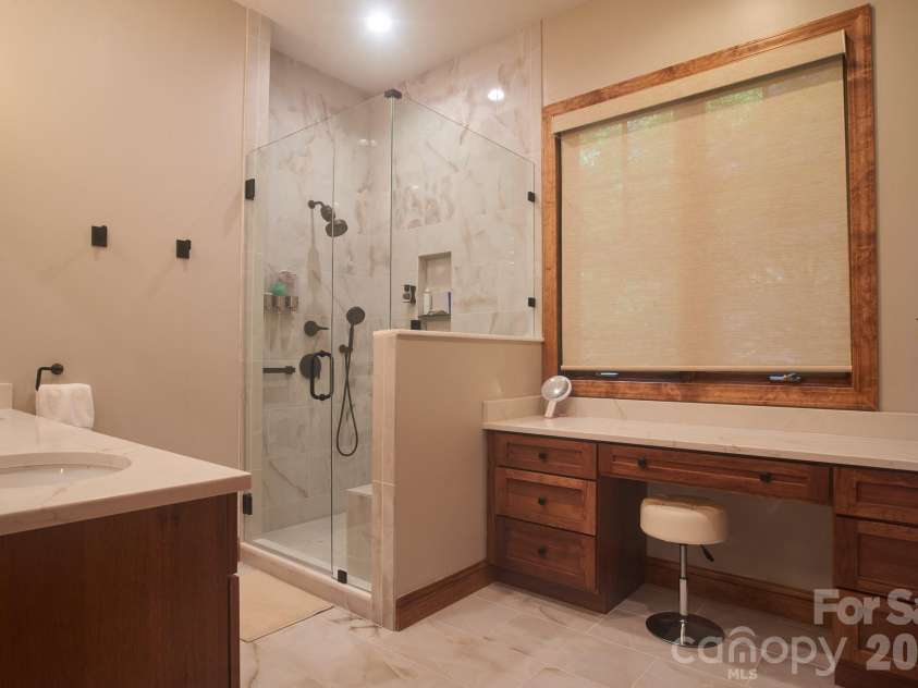 427 Spring Rock Road, Burnsville, NC 28714.  MLS# CAR4379071, YatesRealty ID 27075. Primary Ensuite / completely remodeled
