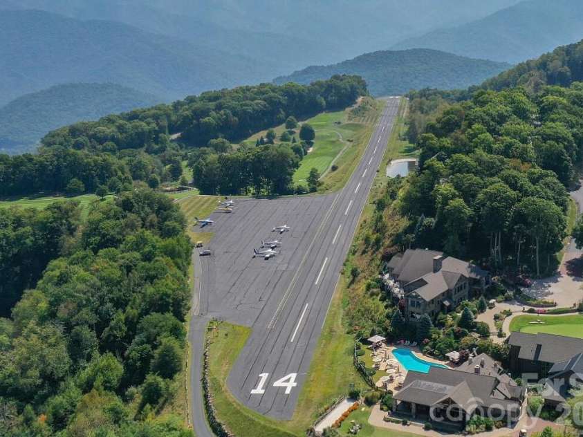 427 Spring Rock Road, Burnsville, NC 28714.  MLS# CAR4379071, YatesRealty ID 27075. RUNWAY CLOSE-UP