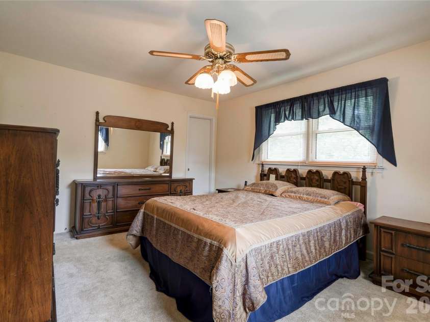 713 Pleasant Drive, Shelby, NC 28152.  MLS# CAR4355579, YatesRealty ID 27076. Primary Bedroom
