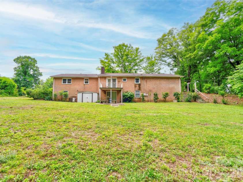 713 Pleasant Drive, Shelby, NC 28152.  MLS# CAR4355579, YatesRealty ID 27076. Rear 