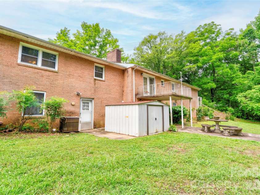 713 Pleasant Drive, Shelby, NC 28152.  MLS# CAR4355579, YatesRealty ID 27076. Rear
