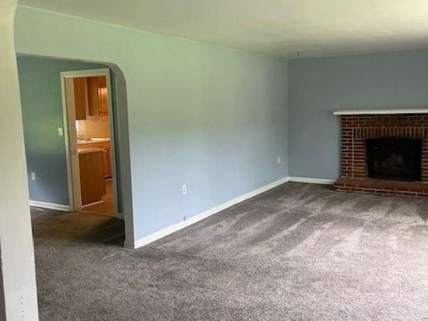 93 Rockwood Road, Canton, NC 28716.  MLS# CAR4270667, YatesRealty ID 27076. 