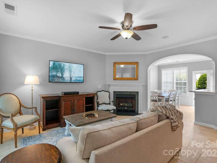 8232 Sunset Hill Road, Waxhaw, NC 28173.  MLS# CAR4274764, YatesRealty ID 27077. Living room