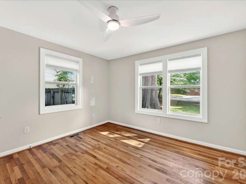 1204 Meadow Lane, Charlotte, NC 28205.  MLS# CAR4387978, YatesRealty ID 27079. 