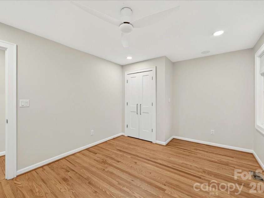 1204 Meadow Lane, Charlotte, NC 28205.  MLS# CAR4387978, YatesRealty ID 27079. 