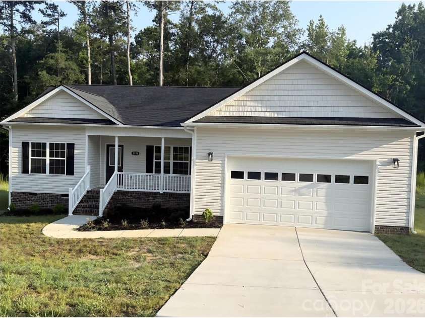 1186 Merribrook Lane, Lancaster, SC 29720.  MLS# CAR4342771, YatesRealty ID 2708. 