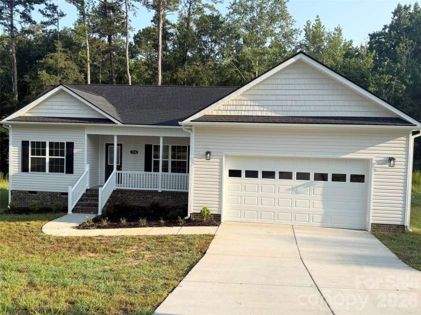 1186 Merribrook Lane, Lancaster, SC 29720.  MLS# CAR4342771, YatesRealty ID 2708. 