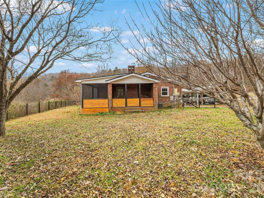 1654 Goose Creek Road, Marion, NC 28752.  MLS# CAR4328887, YatesRealty ID 2708. 