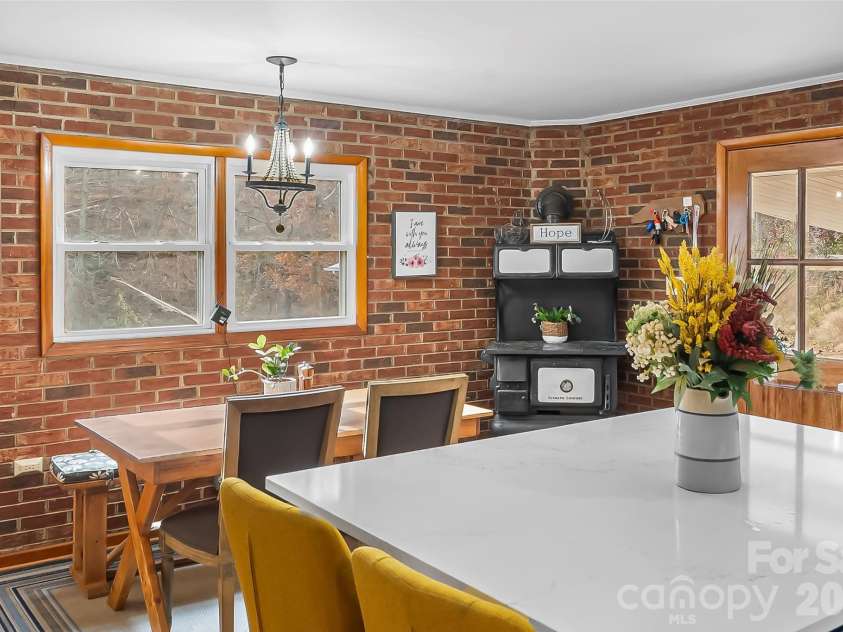 1654 Goose Creek Road, Marion, NC 28752.  MLS# CAR4328887, YatesRealty ID 2708. 