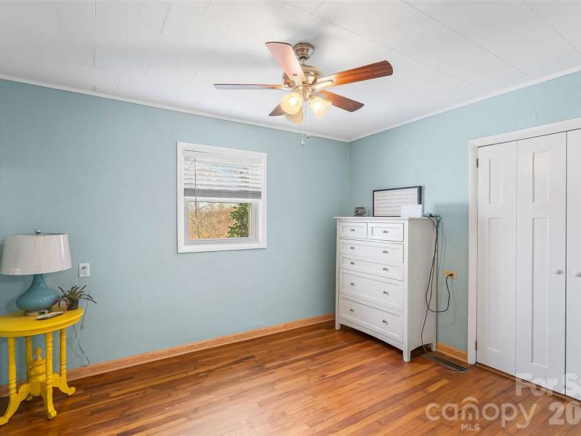 1654 Goose Creek Road, Marion, NC 28752.  MLS# CAR4328887, YatesRealty ID 2708. 