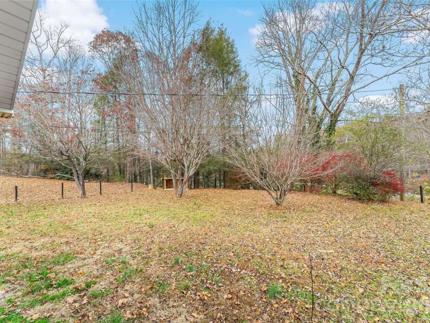 1654 Goose Creek Road, Marion, NC 28752.  MLS# CAR4328887, YatesRealty ID 2708. 